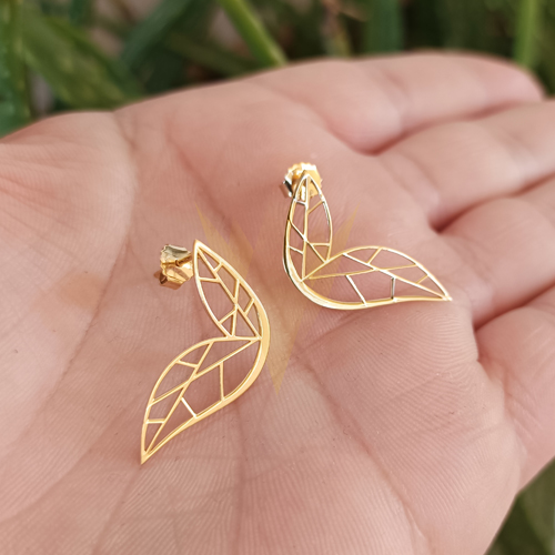 GEOMETRIC BUTTERFLY WINGS