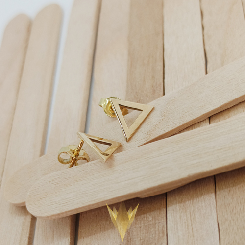 TRIANGLE